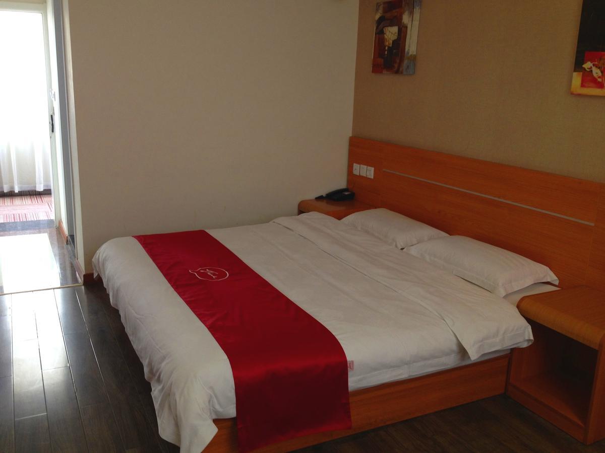 Thank Inn Chain Hotel Shanxi Shangluo Shanyang Nanxin Street ภายนอก รูปภาพ