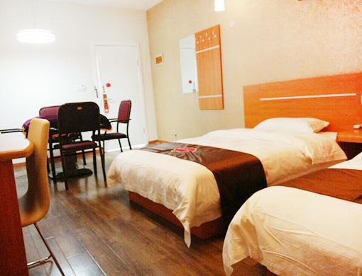 Thank Inn Chain Hotel Shanxi Shangluo Shanyang Nanxin Street ภายนอก รูปภาพ